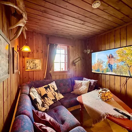 In-out Sauna, Fireplace And Views 度假居